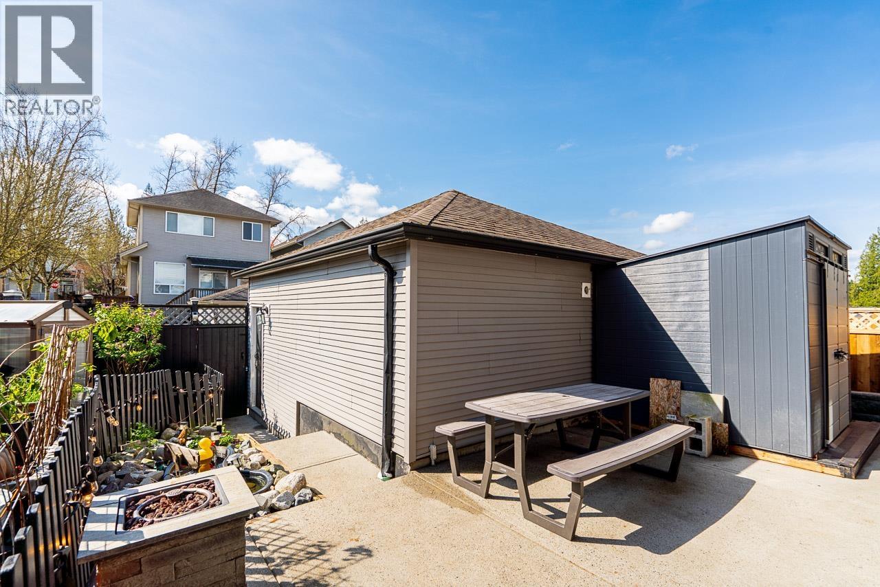 24330 102 Avenue, Maple Ridge, British Columbia  V2W 1J1 - Photo 37 - R3114497