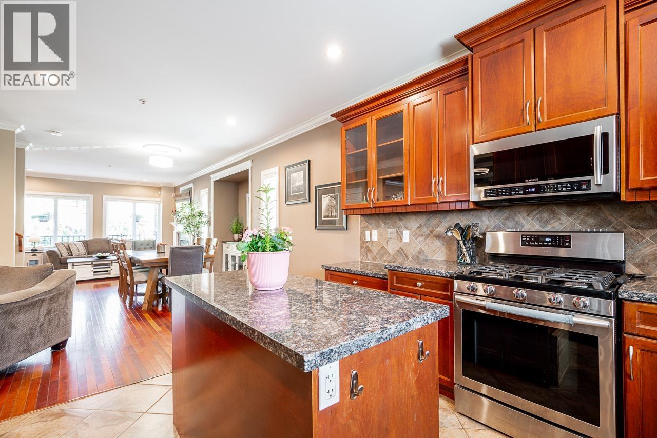 24330 102 Avenue, Maple Ridge, British Columbia  V2W 1J1 - Photo 15 - R3114497