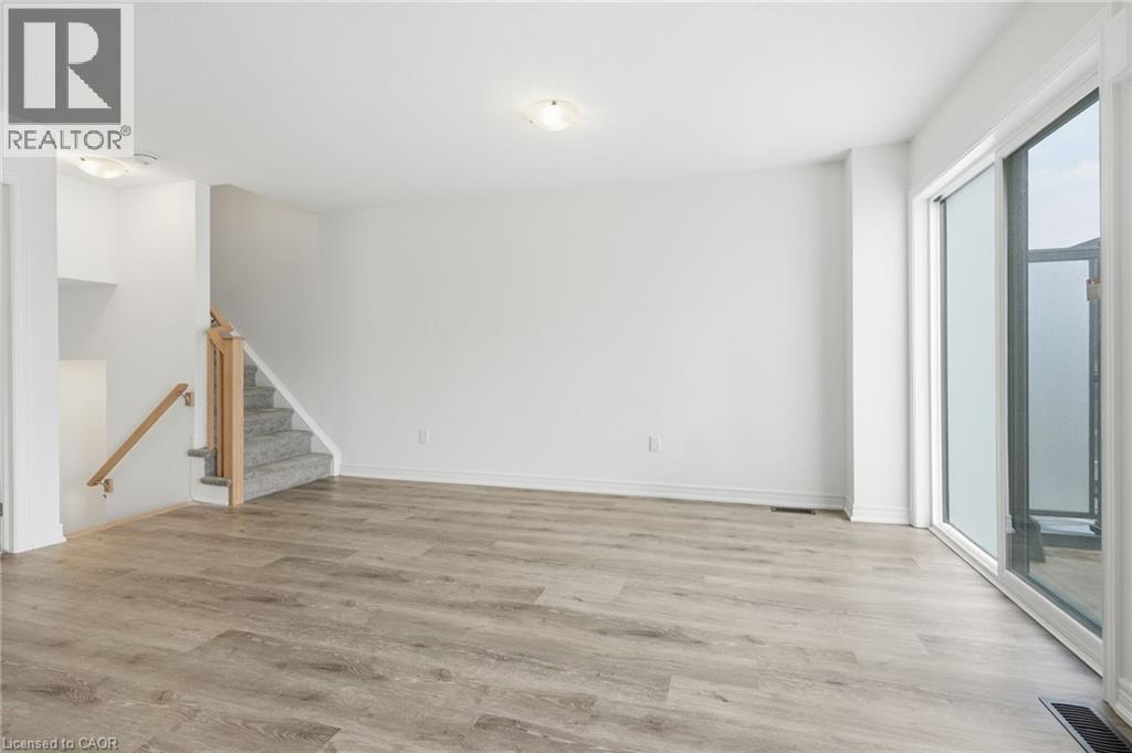 34 Dryden Lane, Hamilton, Ontario  L8H 0B6 - Photo 15 - 40824643