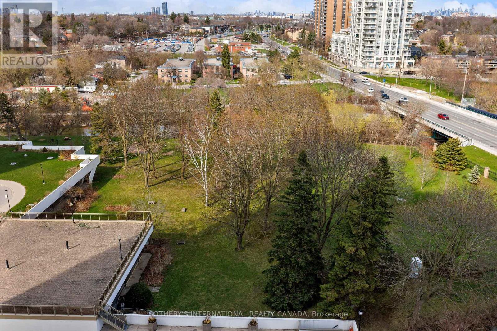1103 - 1515 Lakeshore Road E, Mississauga, Ontario  L5E 3E3 - Photo 40 - W13049246