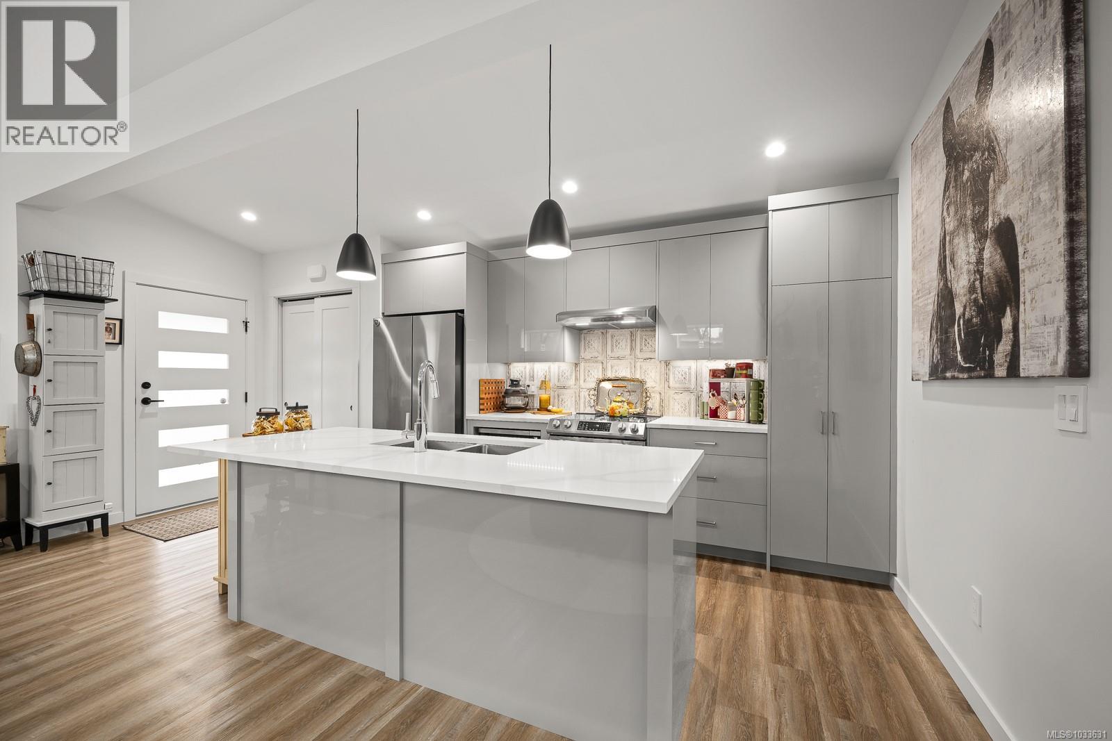 30 3025 Royston Rd, Cumberland, British Columbia  V9N 3P8 - Photo 5 - 1033631