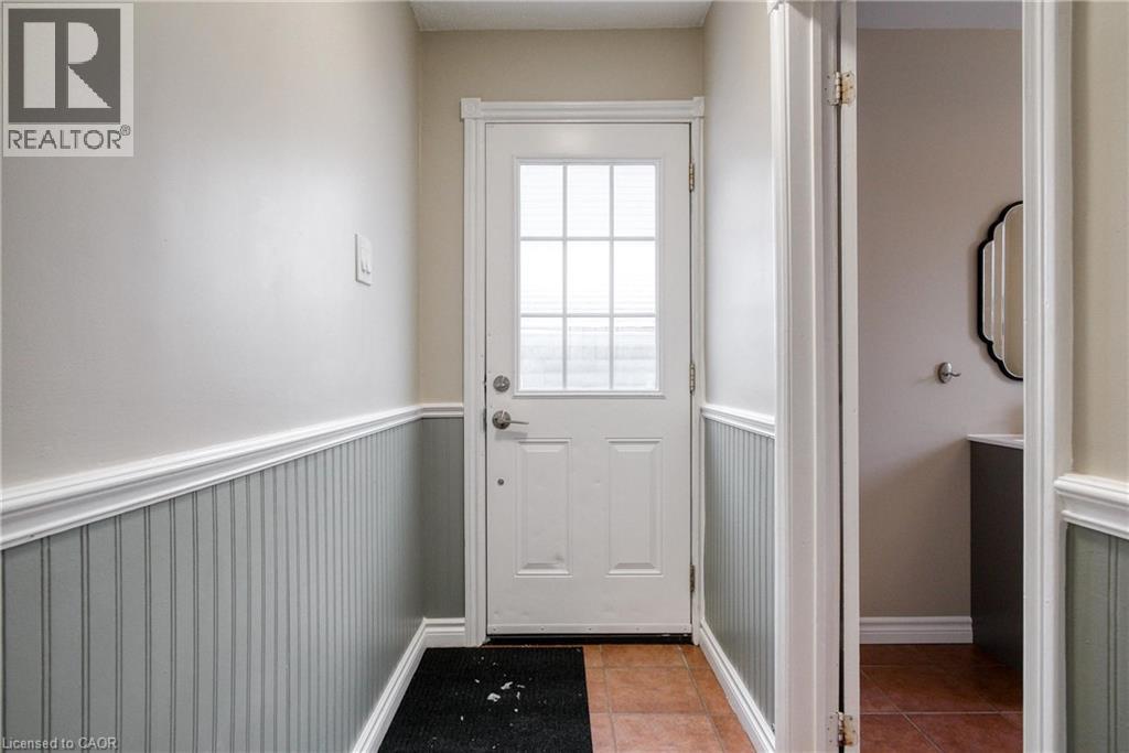 113 Beverly Street Unit# Main Floor, Cambridge, Ontario  N1R 3Z6 - Photo 13 - 40805827