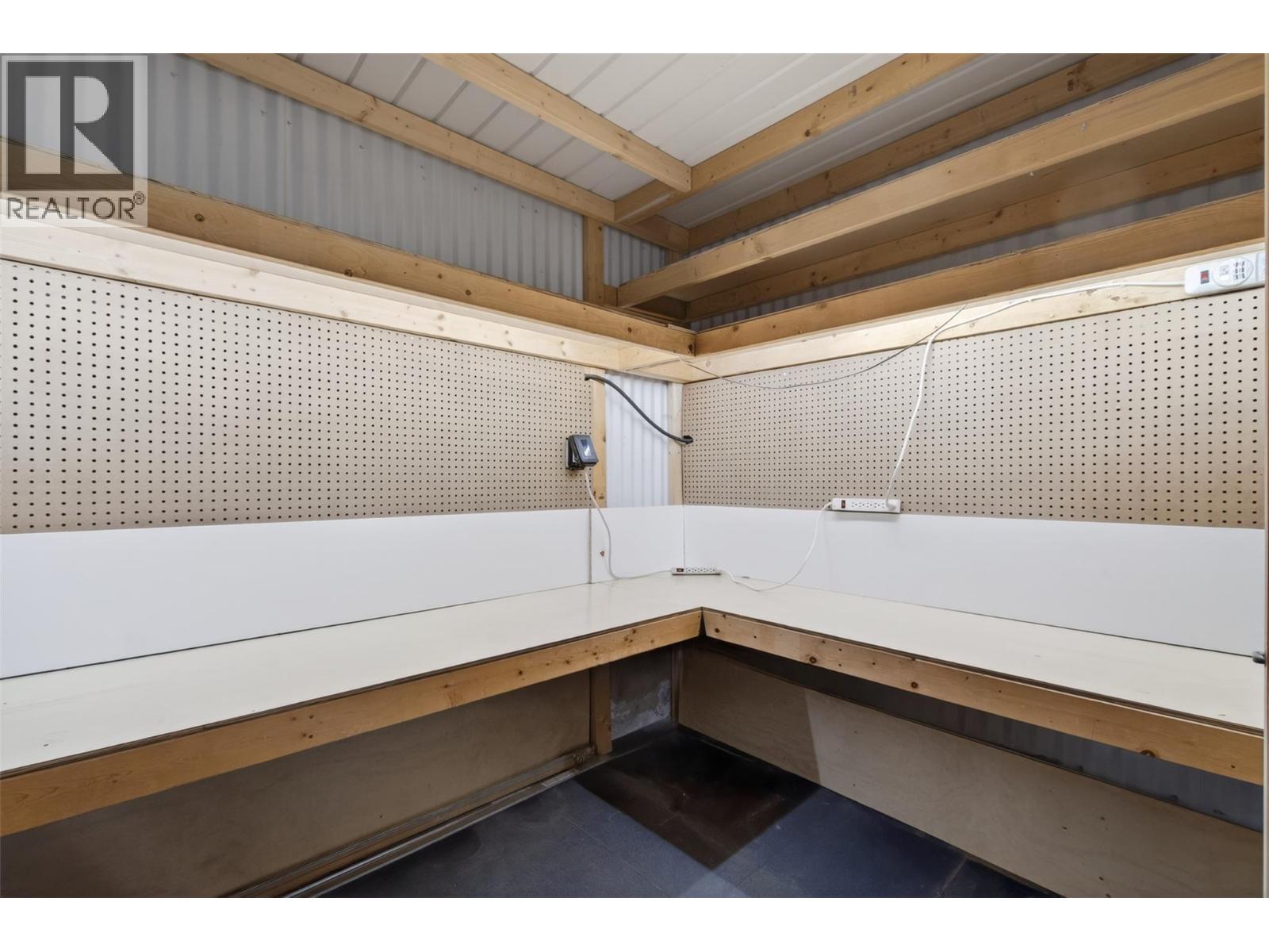 1453 Okanagan Avenue Ne, Salmon Arm, British Columbia  V1E 1N5 - Photo 50 - 10383284