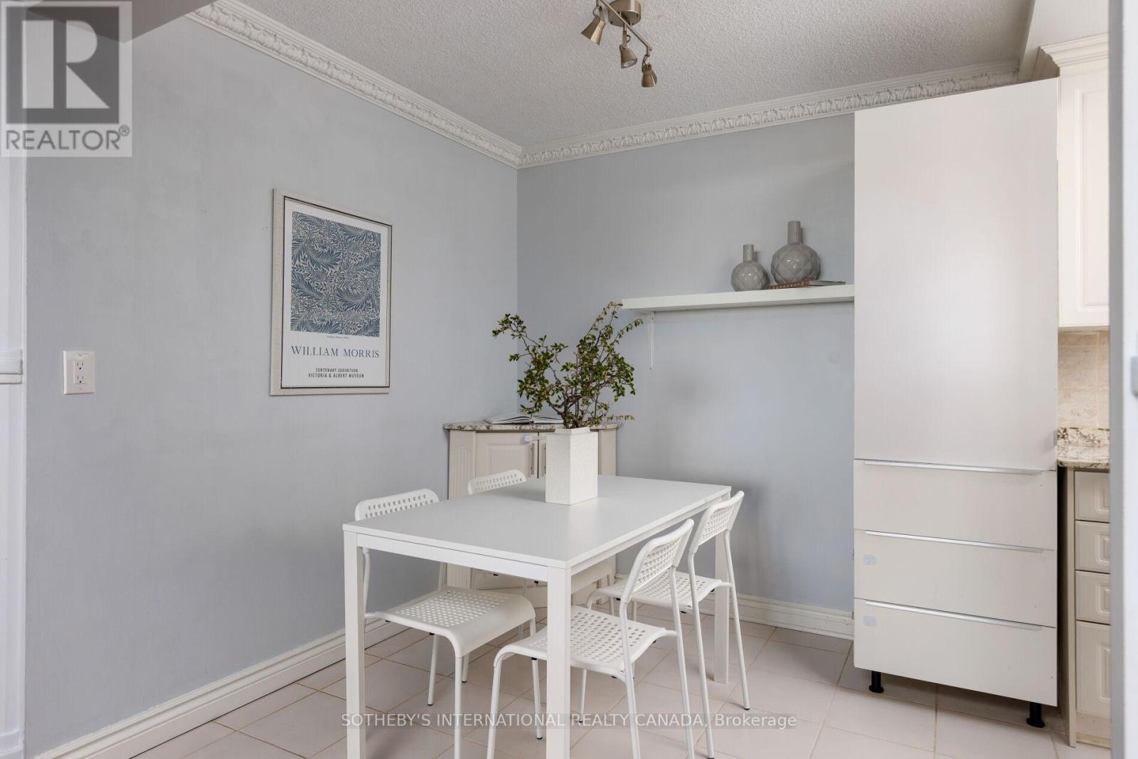 1103 - 1515 Lakeshore Road E, Mississauga, Ontario  L5E 3E3 - Photo 11 - W13049246