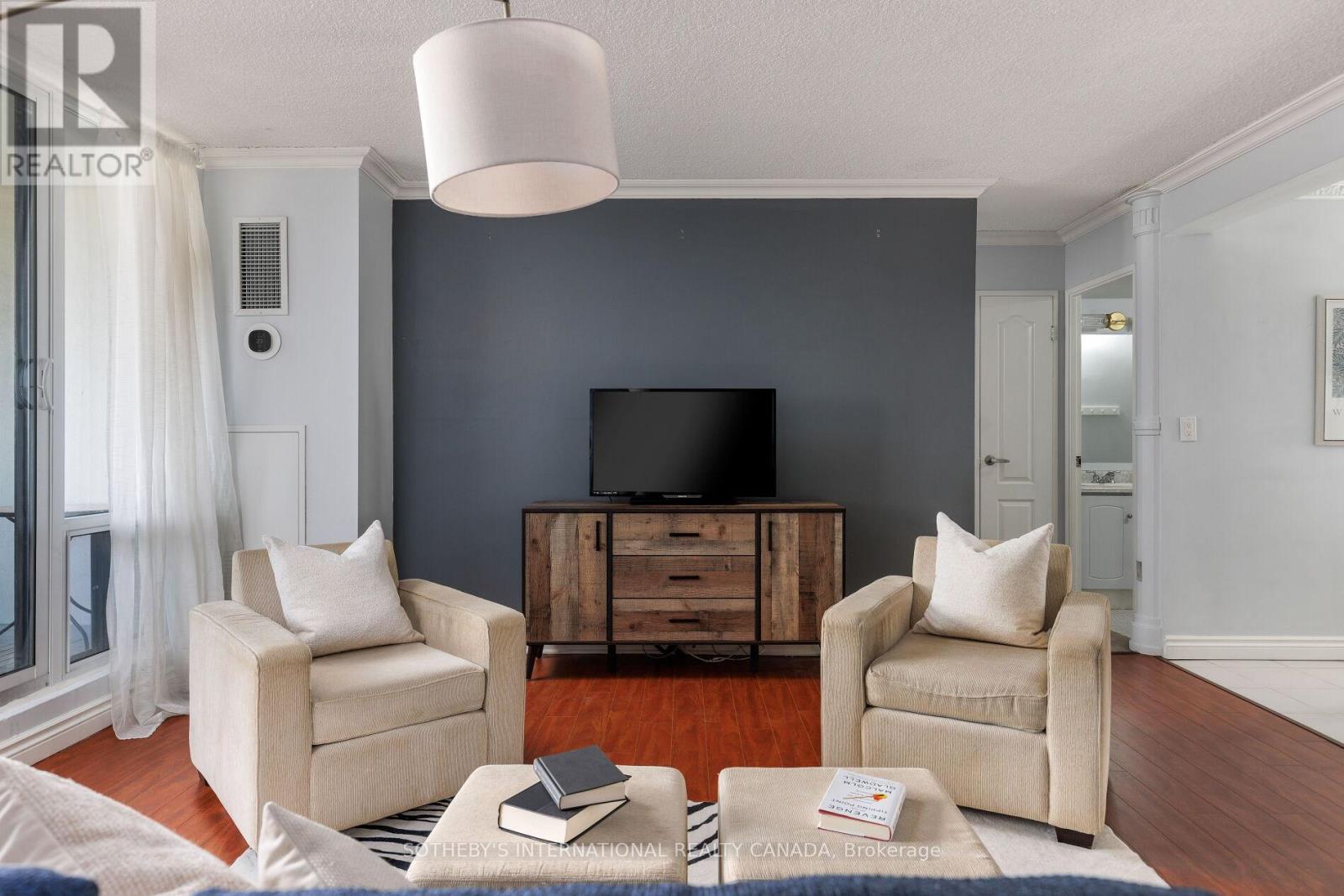 1103 - 1515 Lakeshore Road E, Mississauga, Ontario  L5E 3E3 - Photo 4 - W13049246