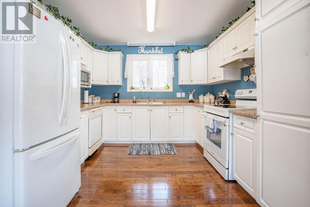 221 Mccarrel Lake Rd, Echo Bay, Ontario  P0S 1C0 - Photo 12 - SM260754