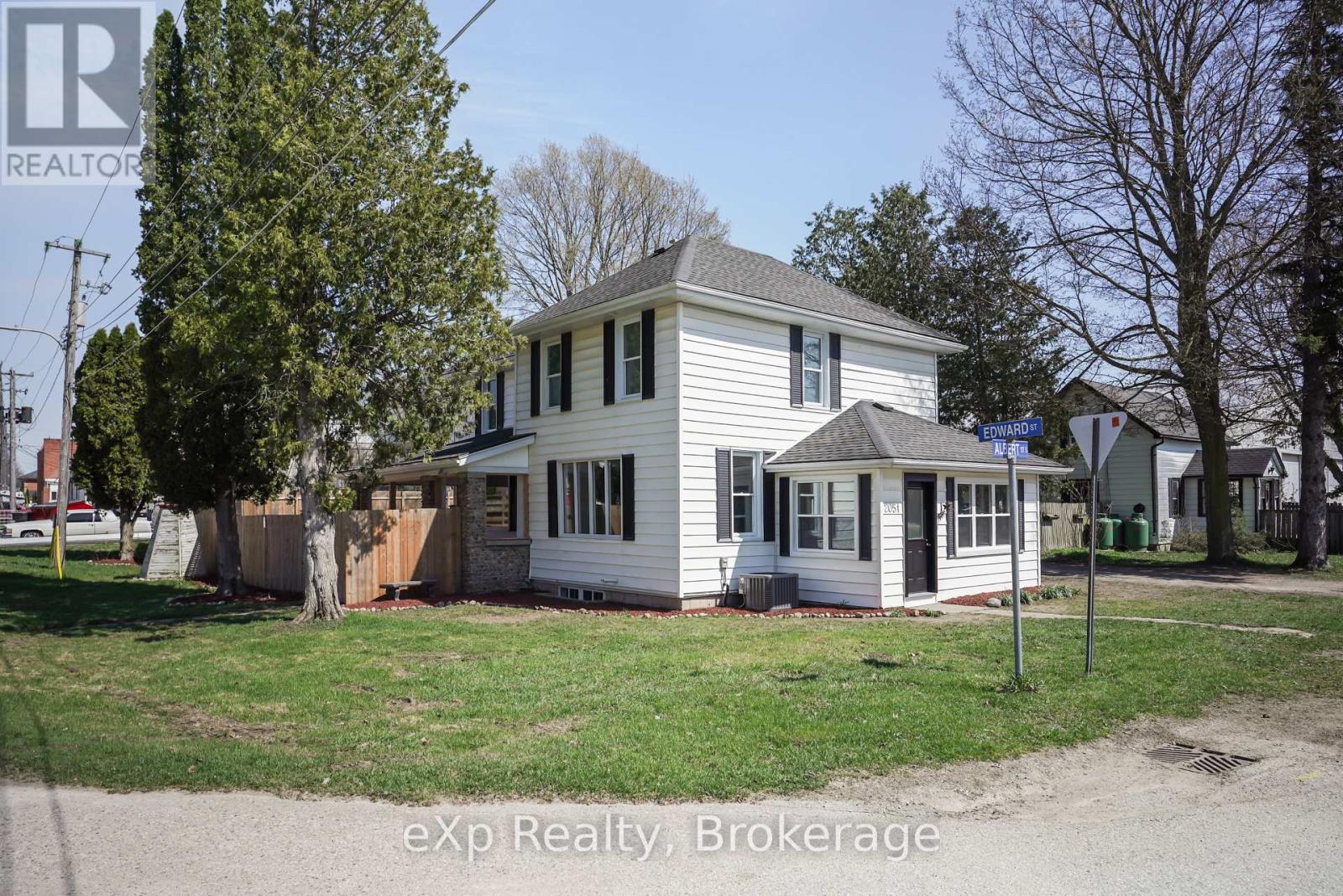 2051 Albert Street S, Howick, Ontario  N0G 1X0 - Photo 3 - X13050568