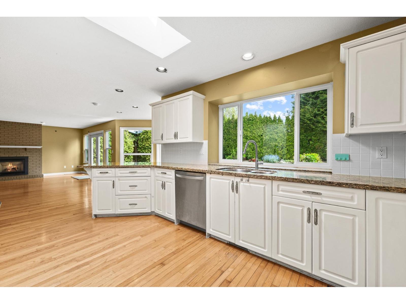 1908 Ocean Wind Drive, Surrey, British Columbia  V4A 9P2 - Photo 13 - R3115972