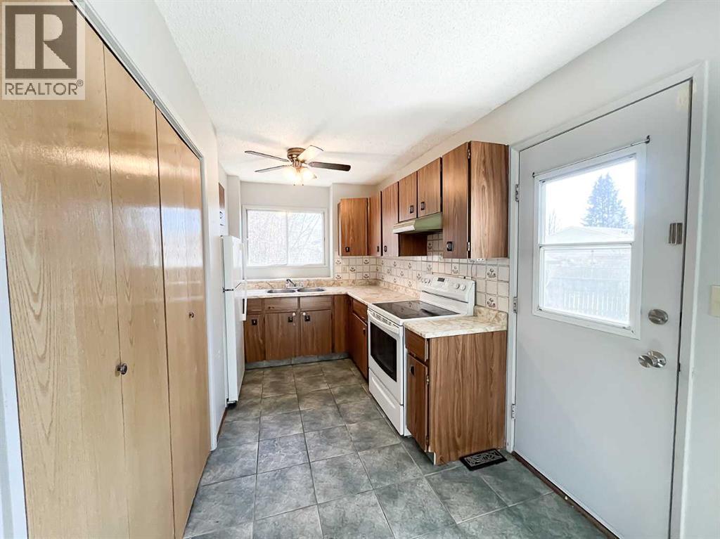 9937 71 Avenue, Grande Prairie, Alberta  T8V 5T4 - Photo 4 - A2305549