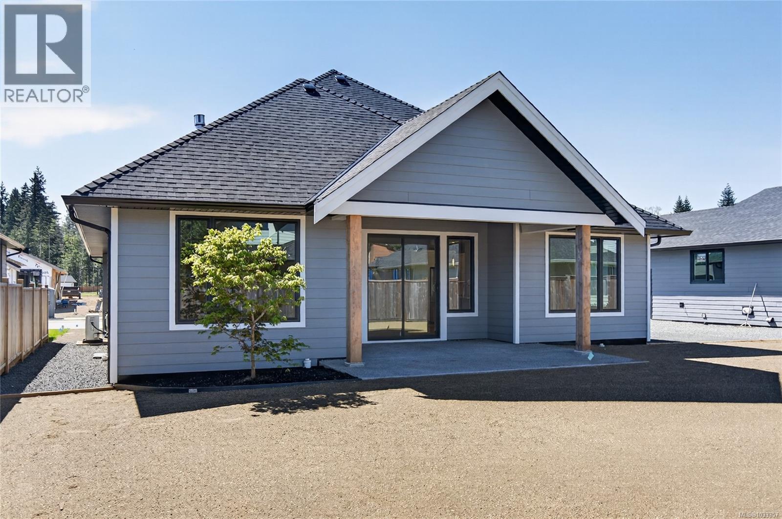 758 Sitka St, Campbell River, British Columbia  V9H 0G4 - Photo 4 - 1033357