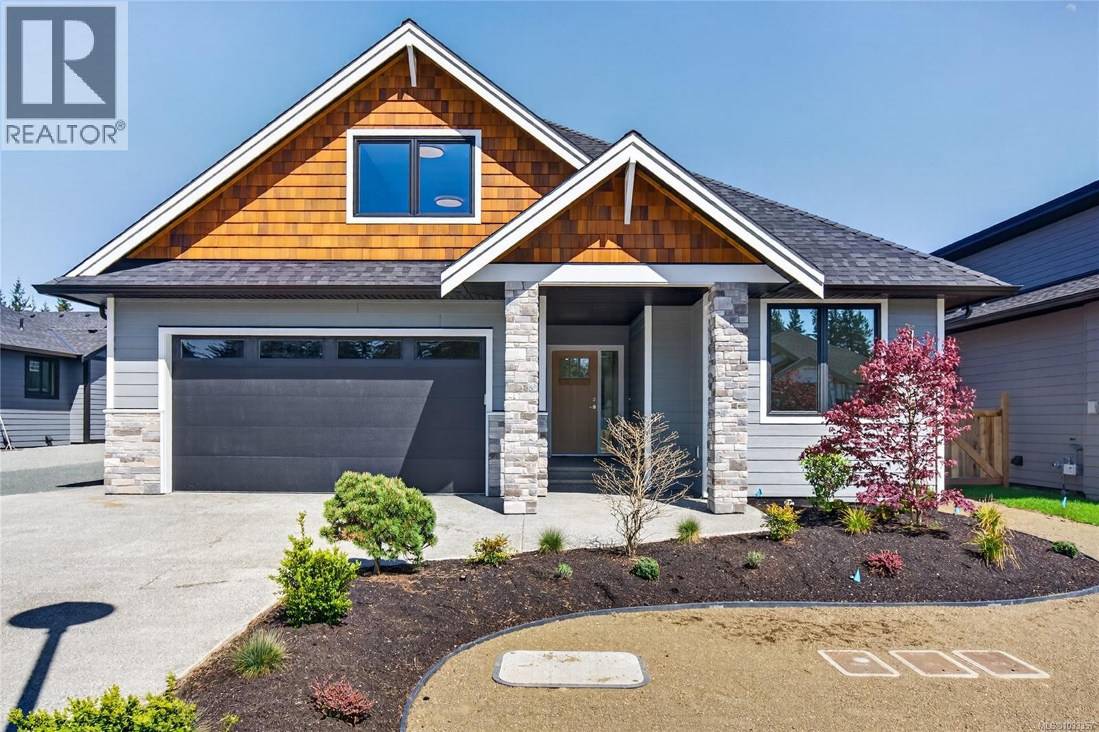 758 Sitka St, Campbell River, British Columbia  V9H 0G4 - Photo 1 - 1033357