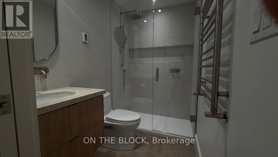 1041 College Street, Toronto (Little Portugal), Ontario  M6H 1B1 - Photo 5 - C13050516