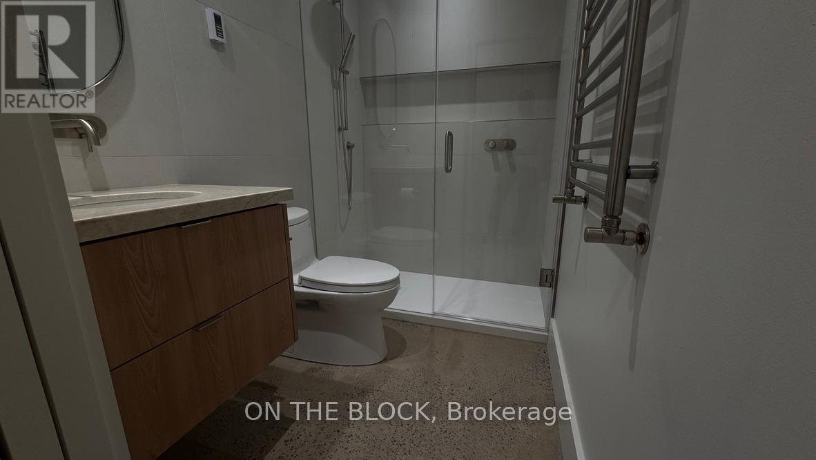 1041 College Street, Toronto (Little Portugal), Ontario  M6H 1B1 - Photo 6 - C13050516