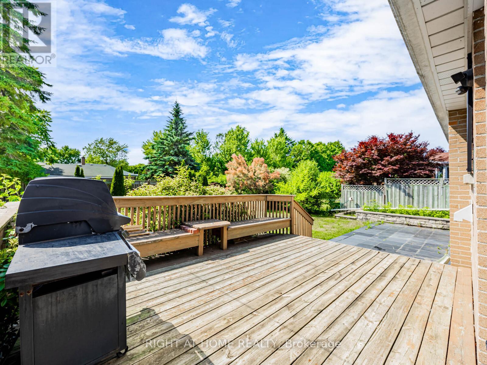 64 Mill Street, Ajax, Ontario  L1S 6K6 - Photo 2 - E13050530