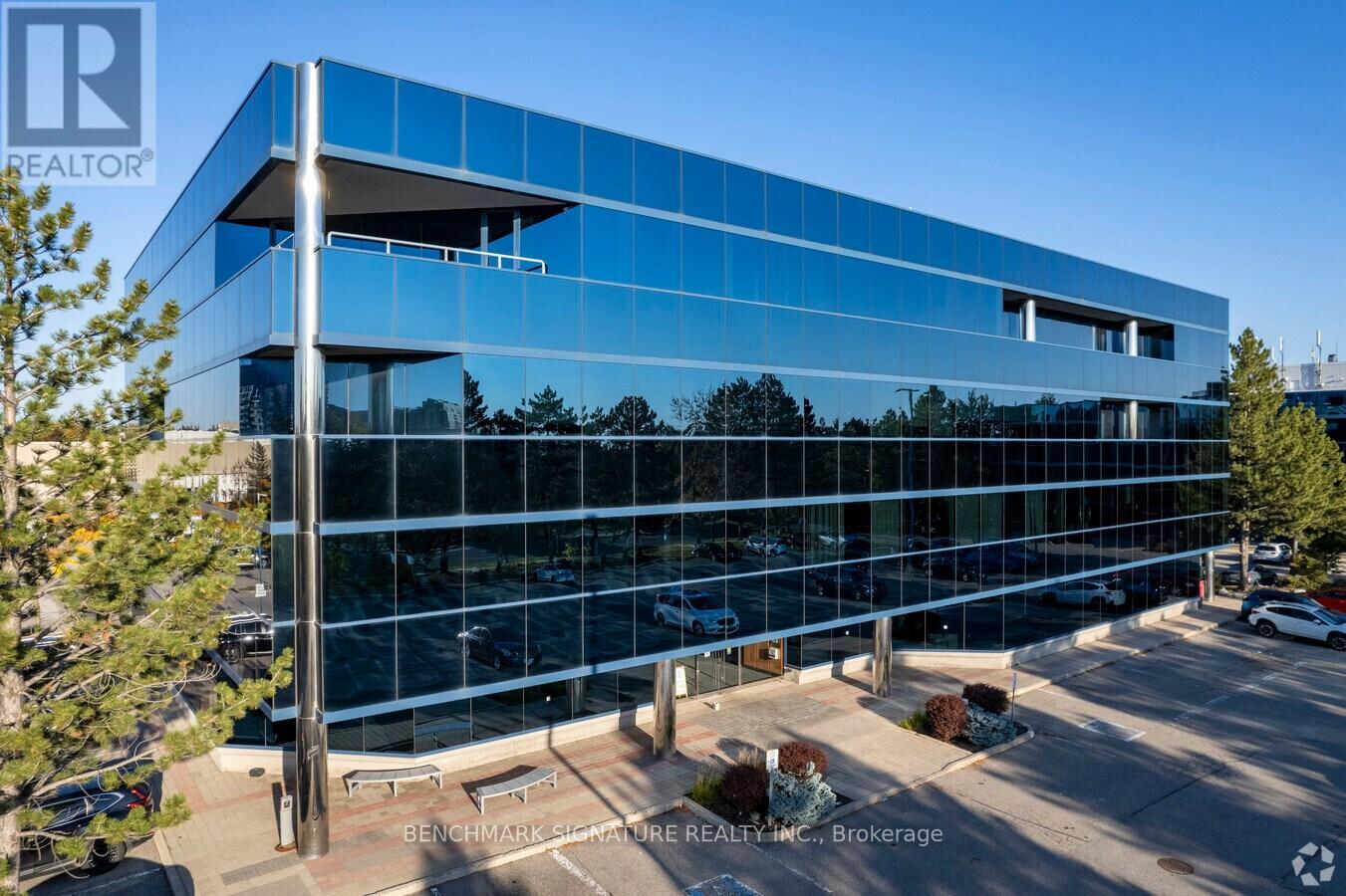 200 - 260 TOWN CENTRE BOULEVARD, Markham, Ontario