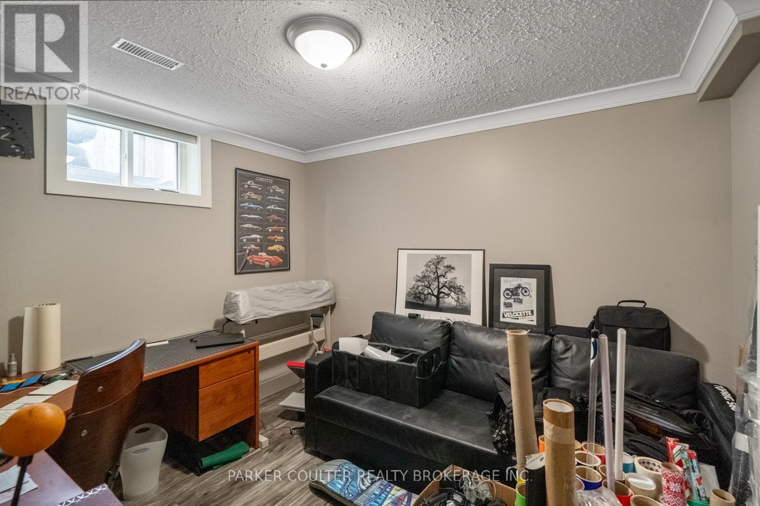 216 Mapleton Avenue, Barrie, Ontario  L4N 8T3 - Photo 17 - S13050558