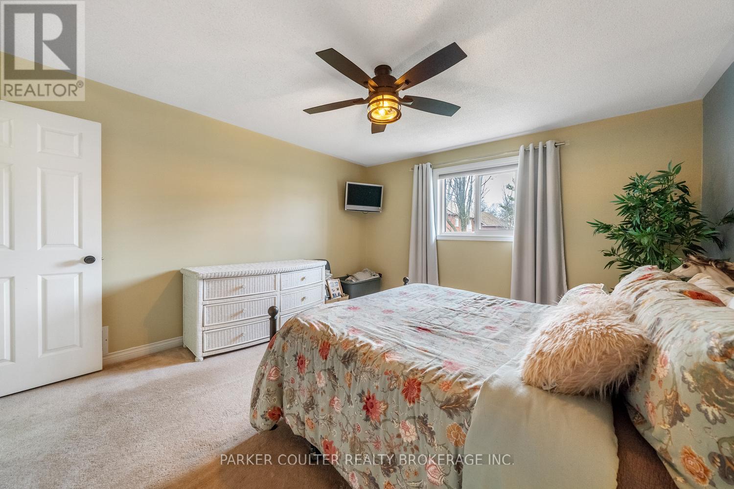 216 Mapleton Avenue, Barrie, Ontario  L4N 8T3 - Photo 26 - S13050558