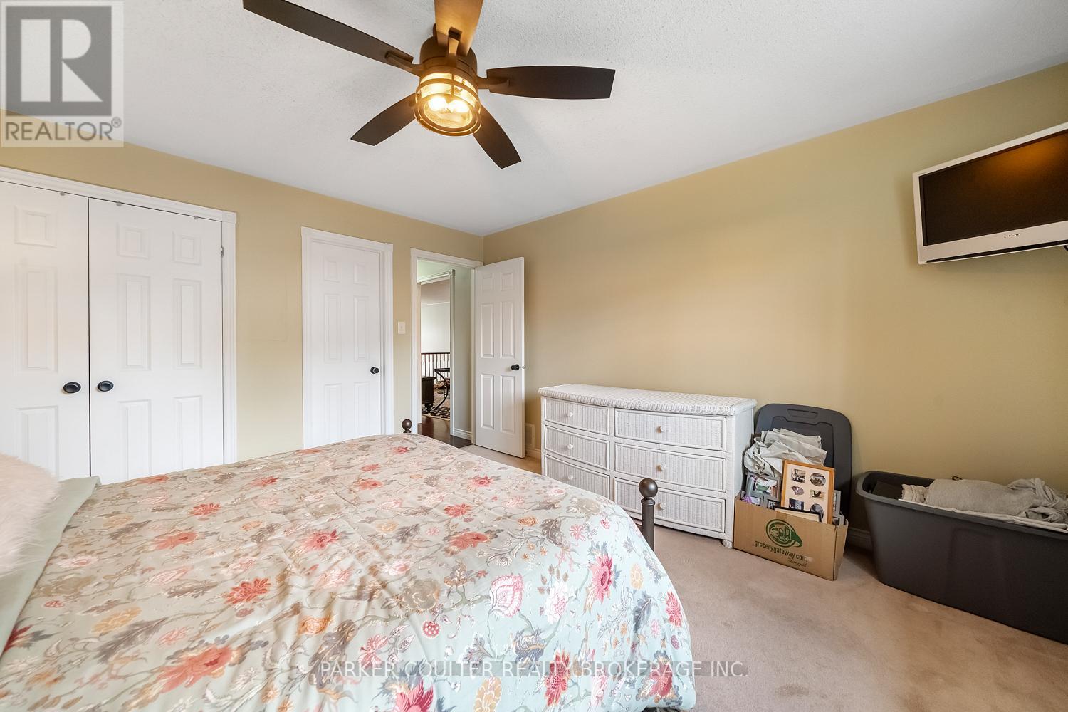 216 Mapleton Avenue, Barrie, Ontario  L4N 8T3 - Photo 27 - S13050558