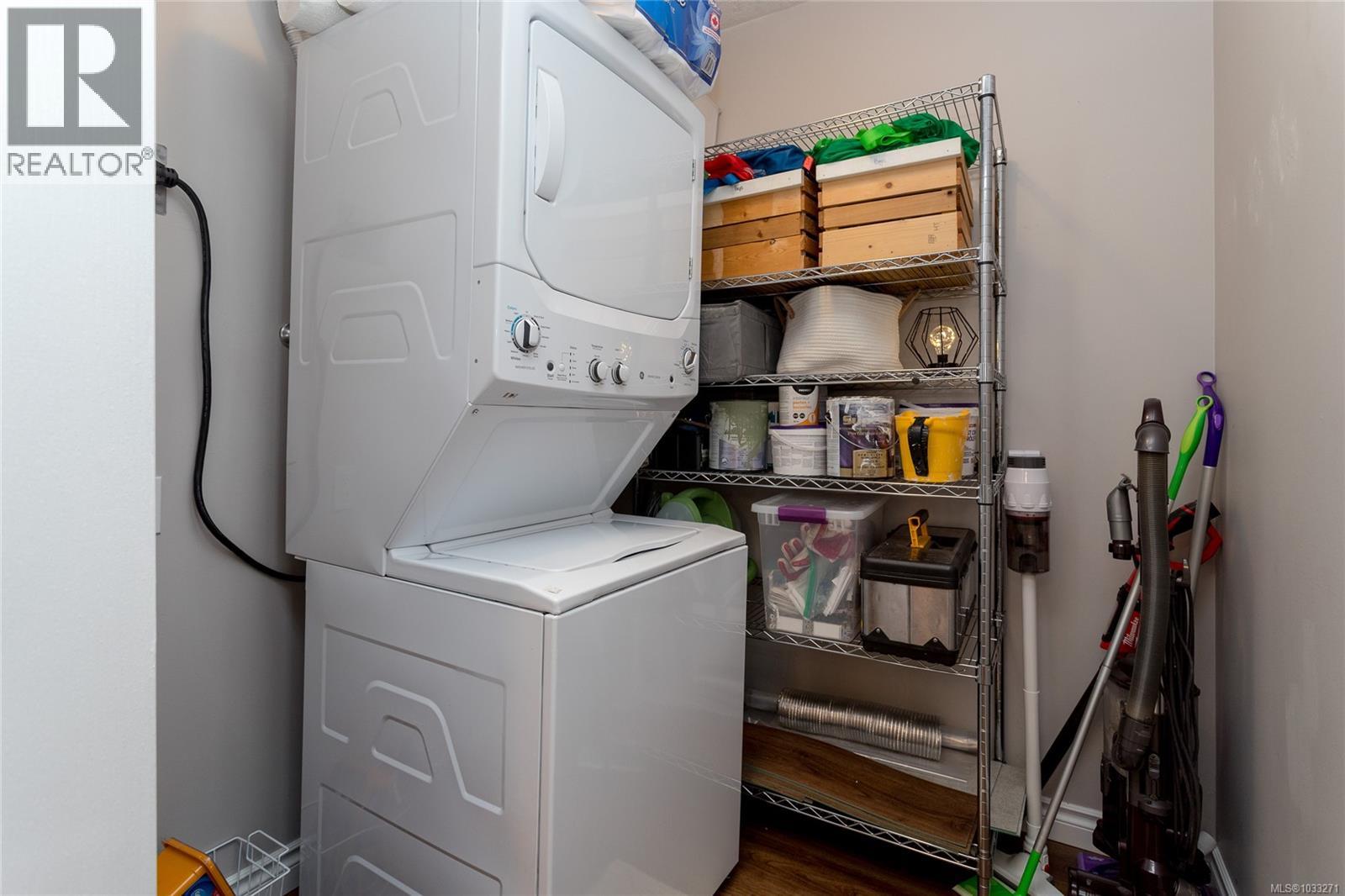 315 3931 Shelbourne St, Saanich, British Columbia  V8P 4H9 - Photo 22 - 1033271