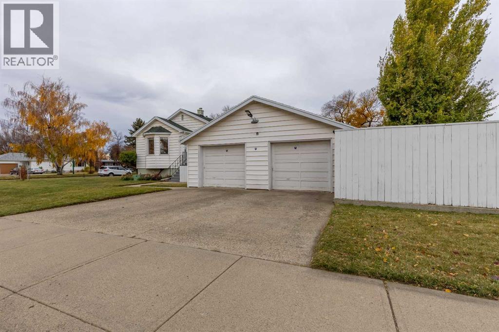 315 Dieppe Boulevard S, Lethbridge, Alberta  T1H 4W6 - Photo 29 - A2282634