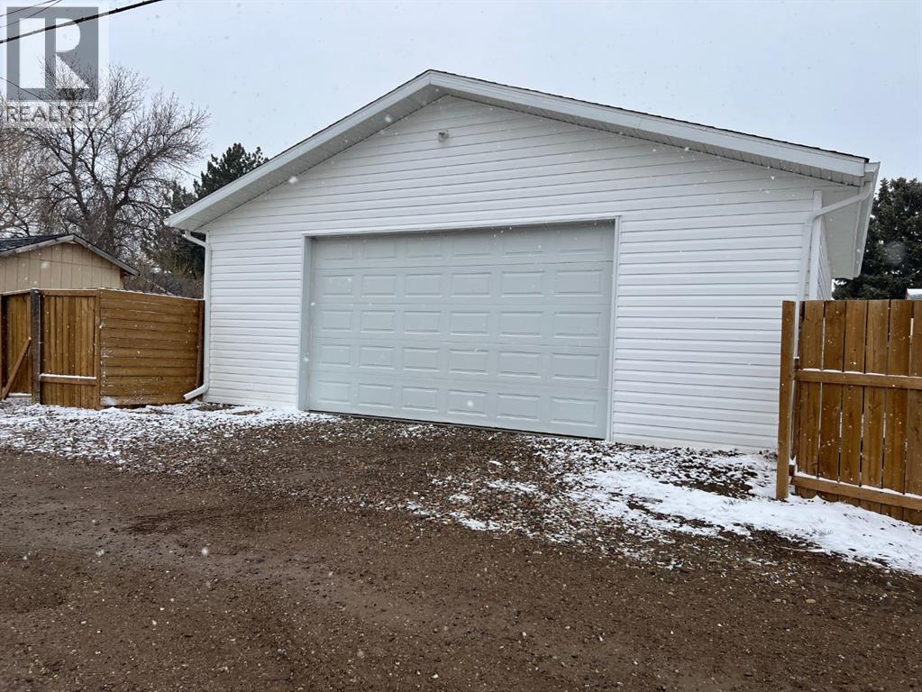 5705 57 Street, Taber, Alberta  T1G 1L1 - Photo 40 - A2304098
