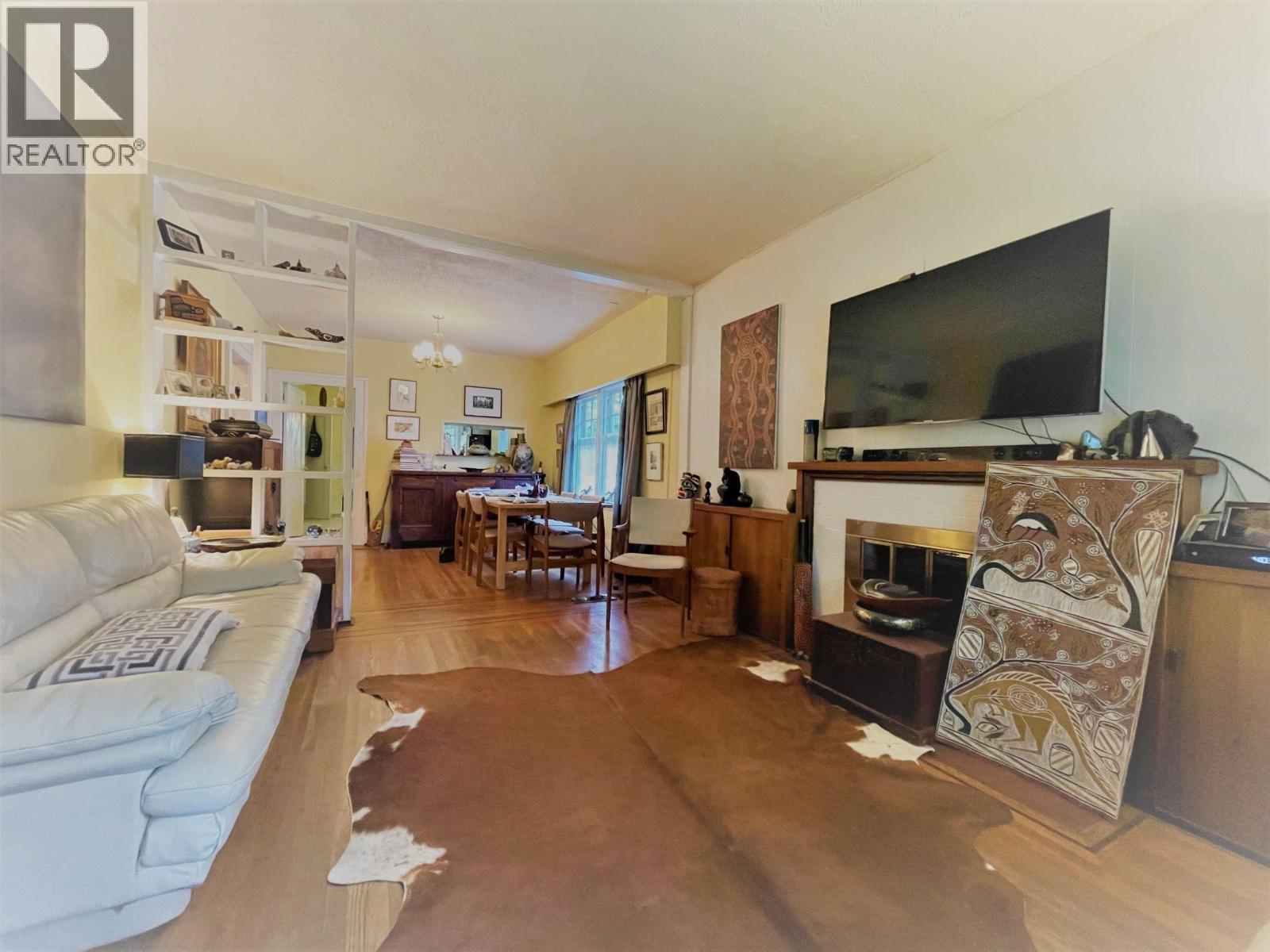 3259 W 7th Avenue, Vancouver, British Columbia  V6K 2A3 - Photo 3 - R3115463