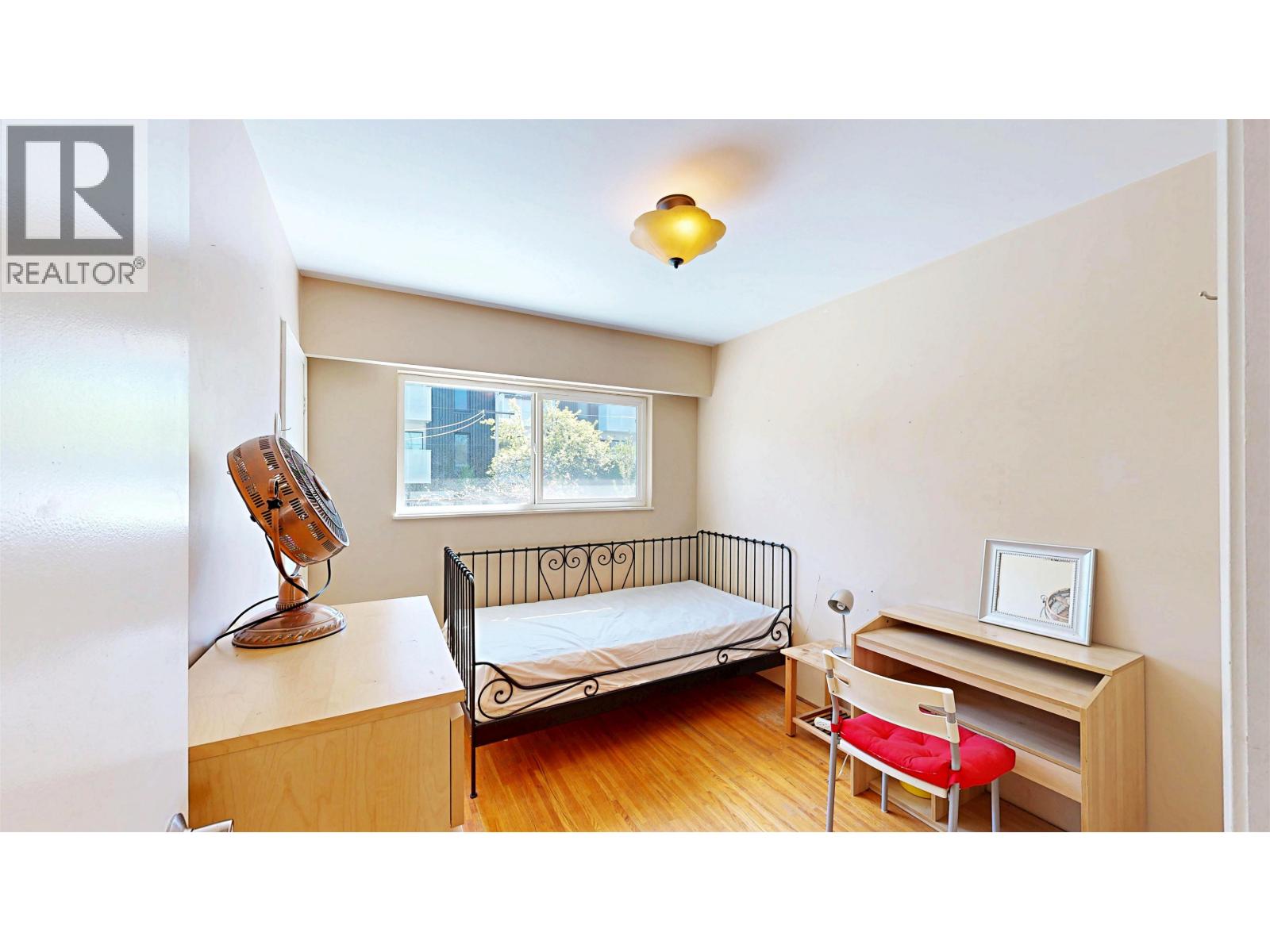 3752 Beatrice Street, Vancouver, British Columbia  V5N 4H5 - Photo 12 - R3116342