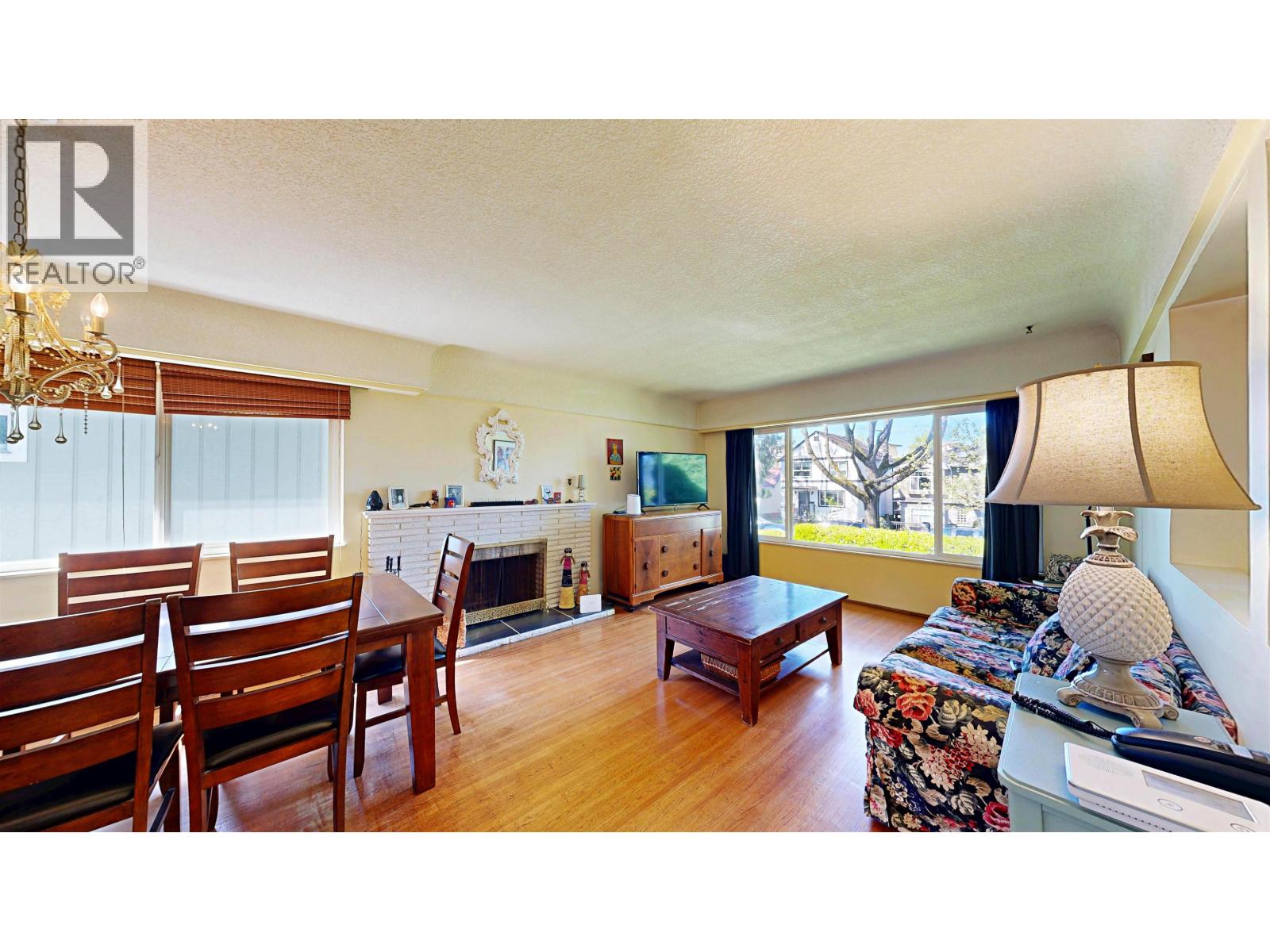 3752 Beatrice Street, Vancouver, British Columbia  V5N 4H5 - Photo 4 - R3116342