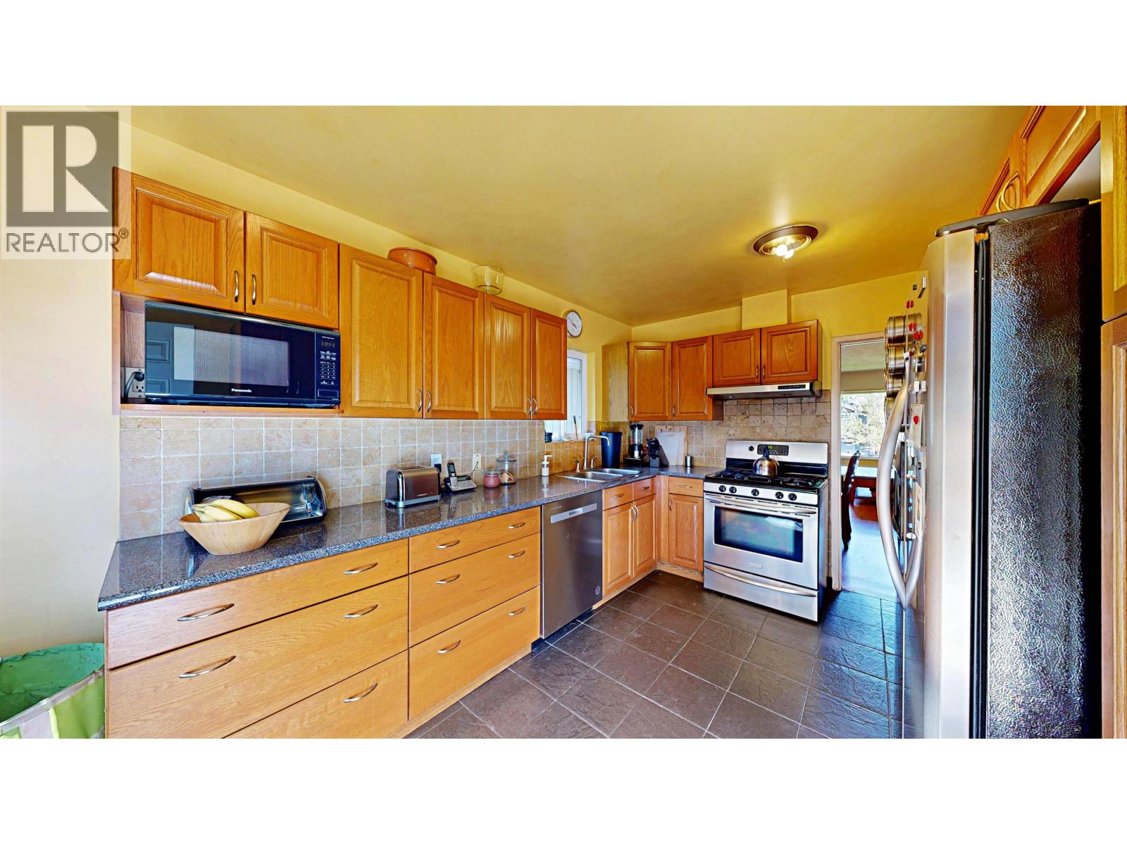 3752 Beatrice Street, Vancouver, British Columbia  V5N 4H5 - Photo 10 - R3116342