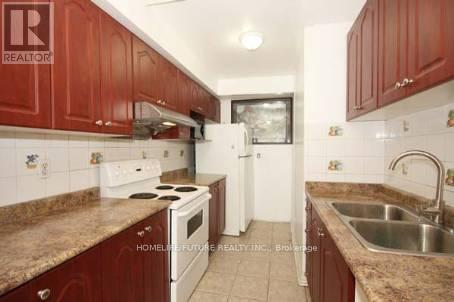 77 Billingsley Crescent, Markham, Ontario  L3S 4P2 - Photo 5 - N13049122