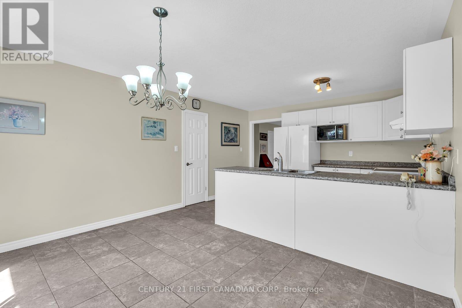 3191 Singleton Avenue, London South, Ontario  N6L 0B8 - Photo 12 - X13049594