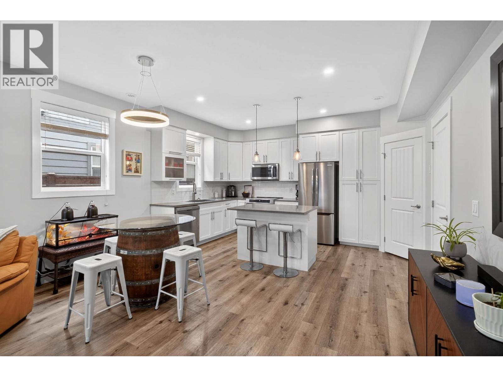 1934 Ethel Street, Kelowna, British Columbia  V1Y 2Z5 - Photo 3 - 10385103