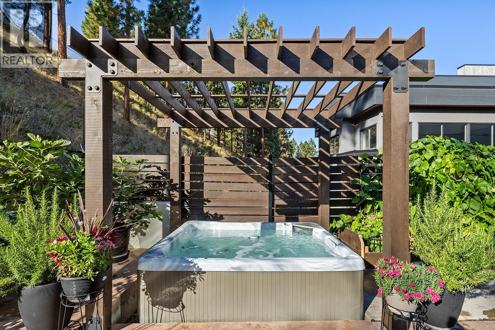 1091 Westpoint Drive, Kelowna, British Columbia  V1W 4Z9 - Photo 71 - 10384984