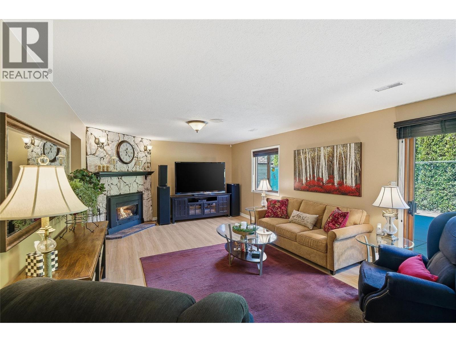 2463 Irvine Avenue, Merritt, British Columbia  V1K 4H4 - Photo 35 - 10384982