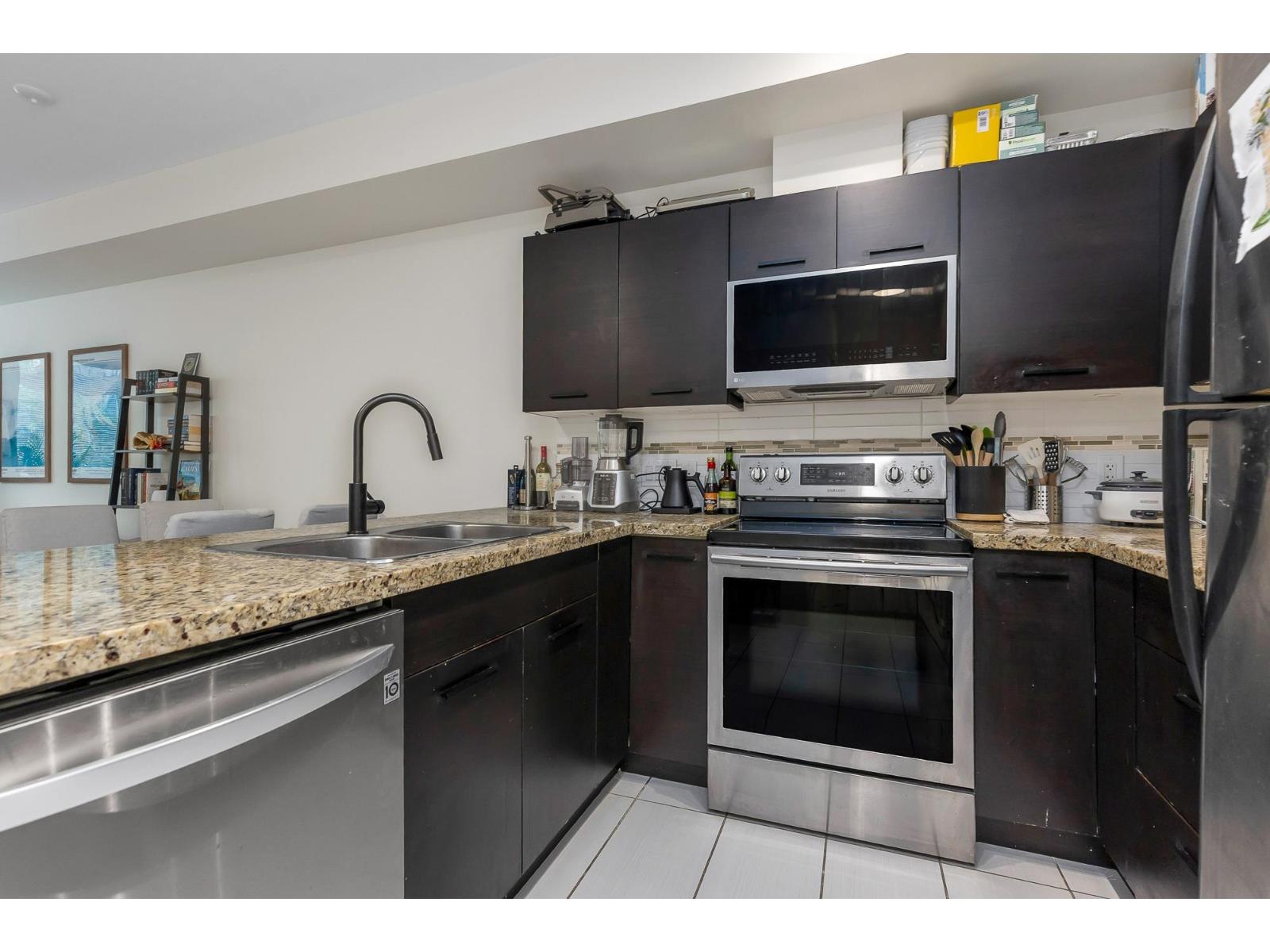 109 33539 Holland Avenue, Abbotsford, British Columbia  V2S 0C6 - Photo 10 - R3110325