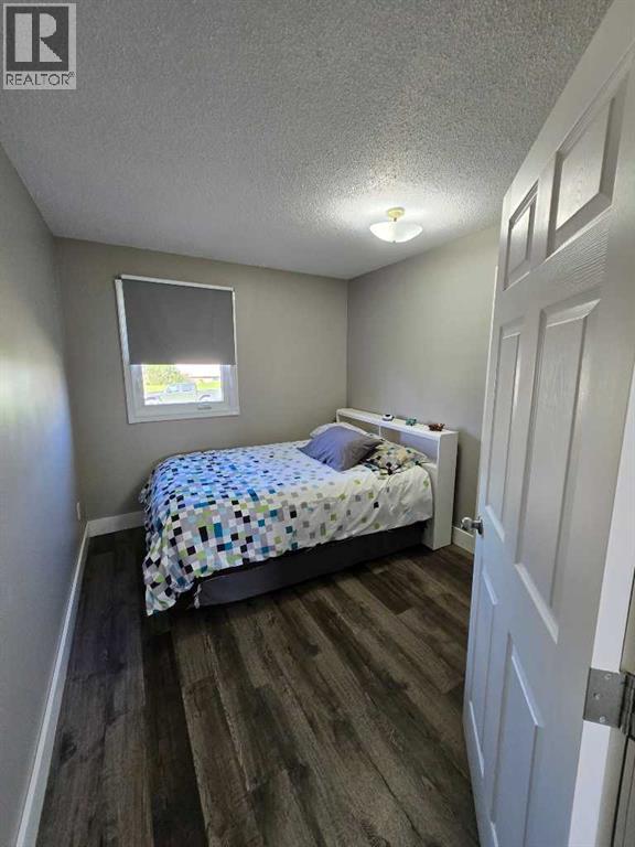 525 6 Avenue, Fox Creek, Alberta  T0H 1P0 - Photo 19 - A2248948