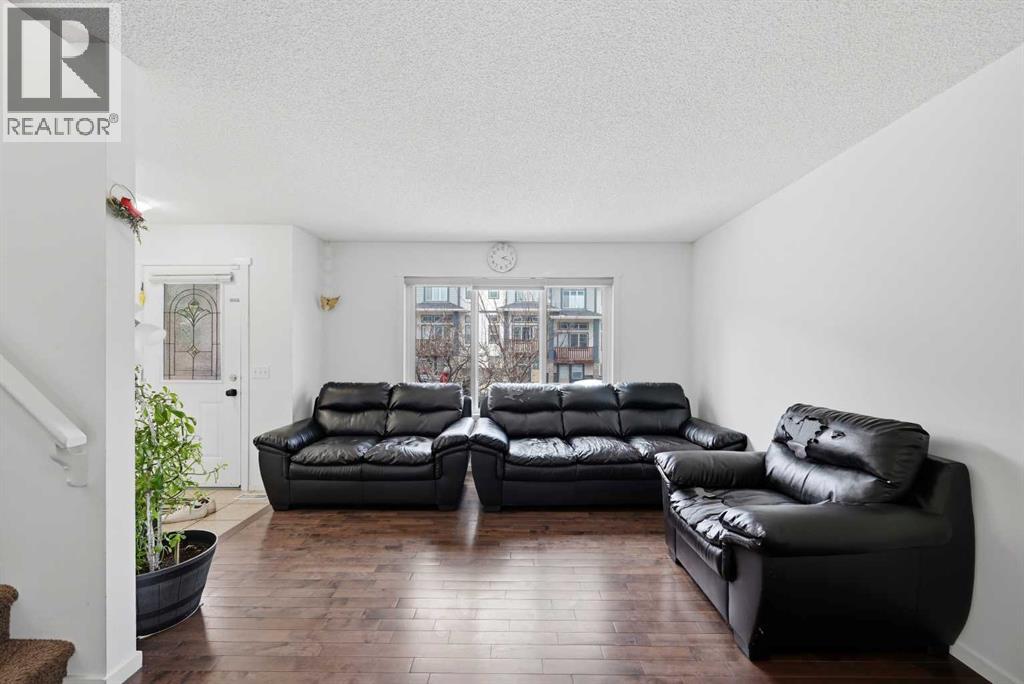 98 Panatella Hill Nw, Calgary, Alberta  T3K 0B6 - Photo 7 - A2301521