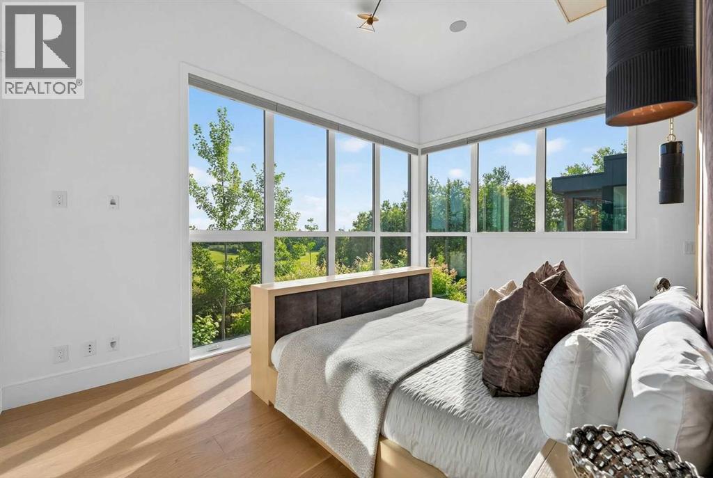 105 Silverhorn Ridge, Rural Rocky View County, Alberta  T3R 0X3 - Photo 6 - A2305428