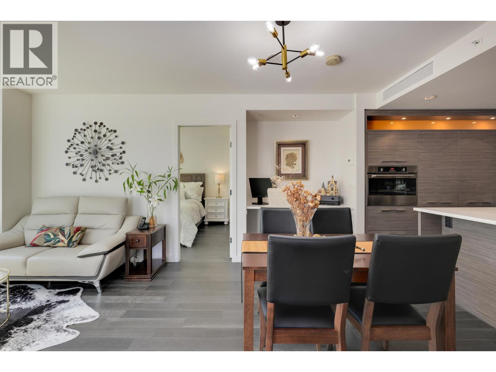 708 7468 Lansdowne Road, Richmond, British Columbia  V7C 4N3 - Photo 5 - R3115996