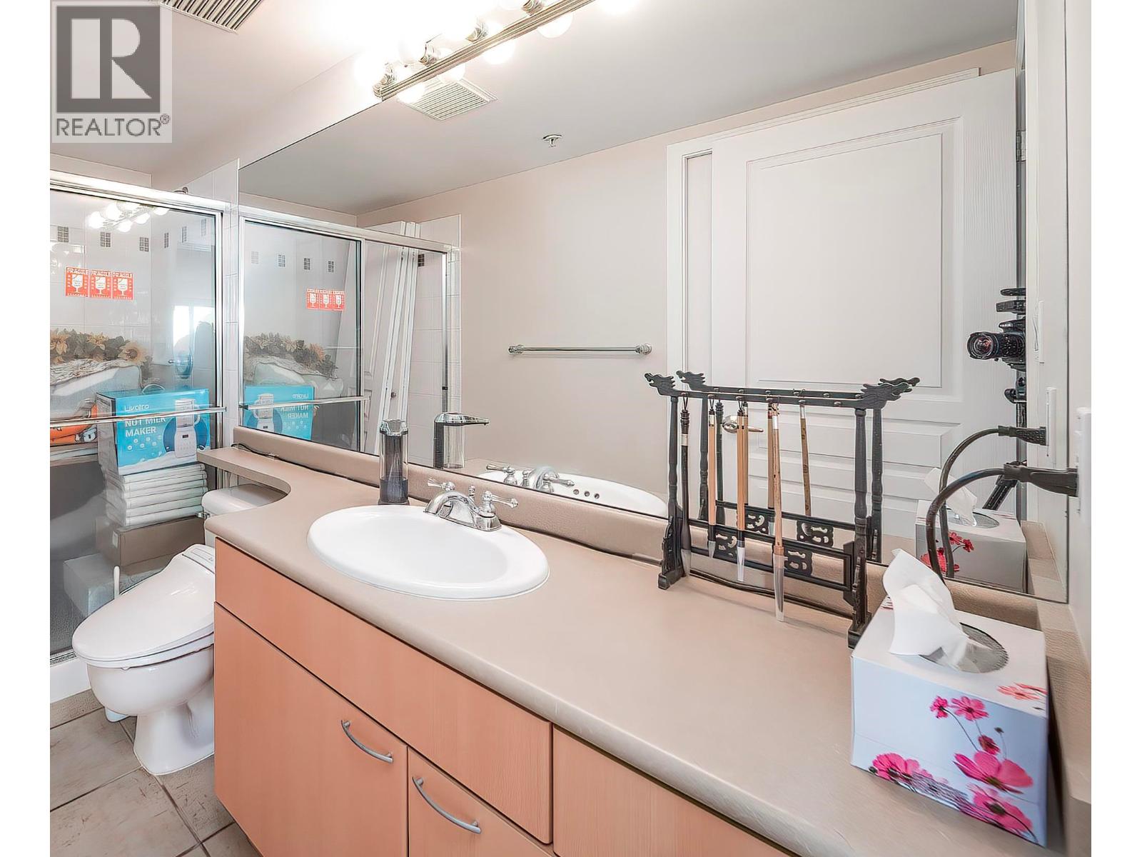 906 108 E 14th Street, North Vancouver, British Columbia  V7L 2N3 - Photo 15 - R3112889