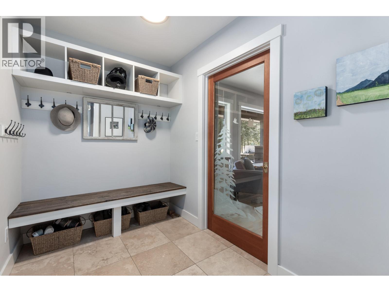 780 Green Road, Pemberton, British Columbia  V0N 2L2 - Photo 8 - R3112514