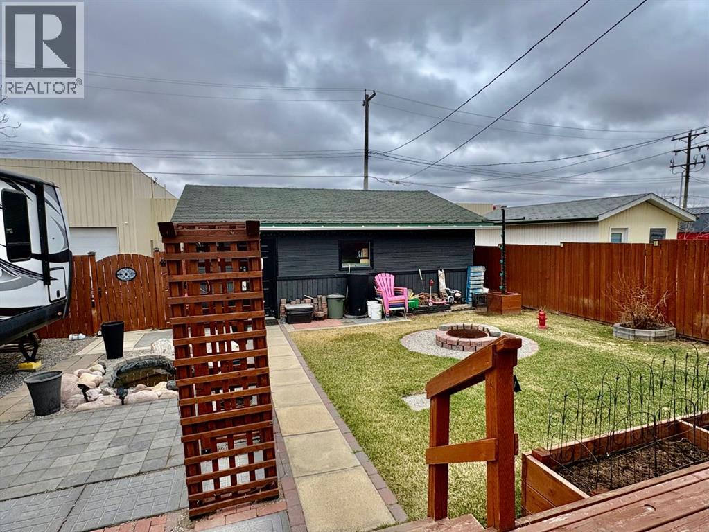 4523 48 Avenue, Rocky Mountain House, Alberta  T4T 1C4 - Photo 32 - A2304659