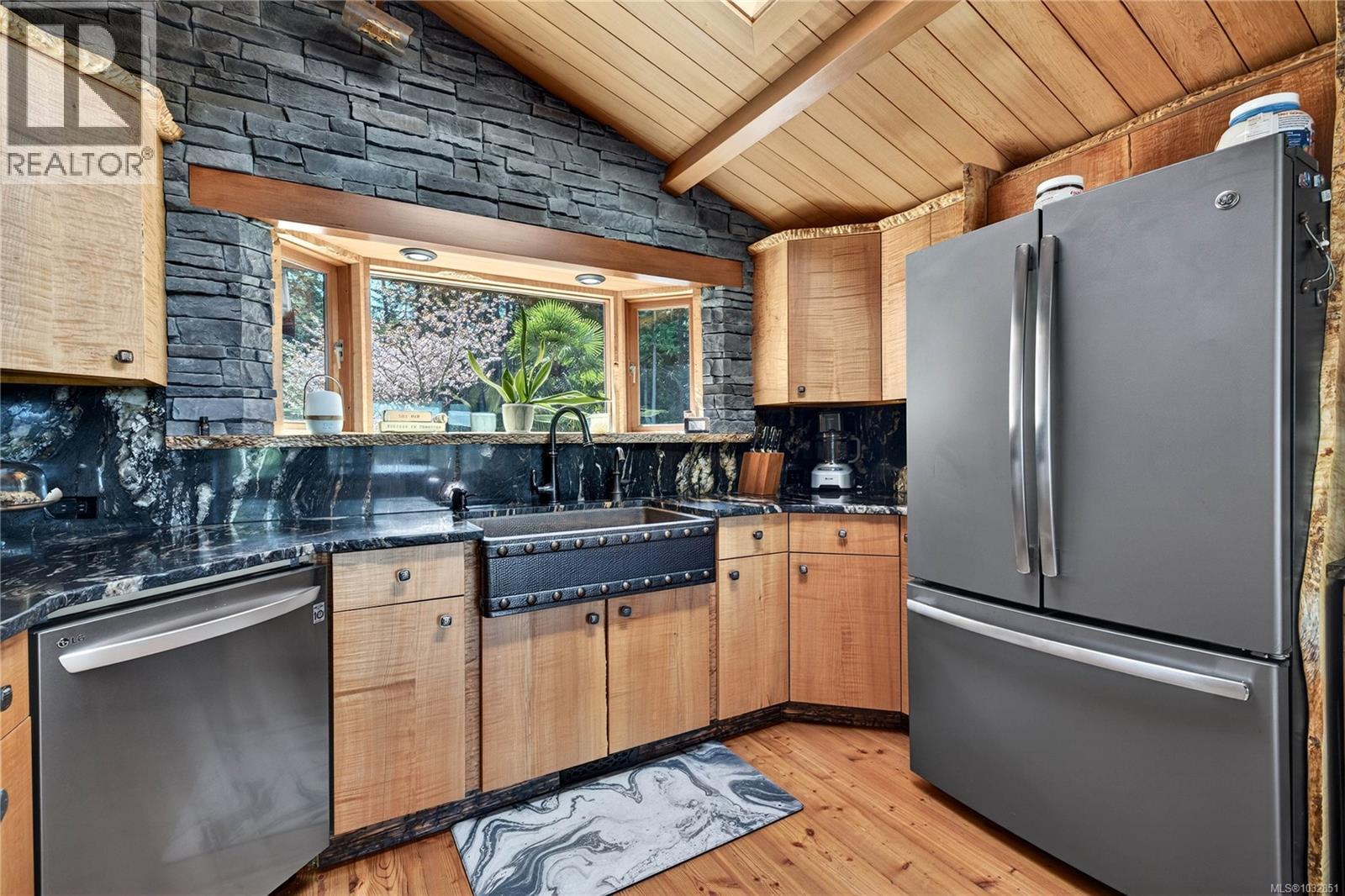 103 Greer Pl, Salt Spring, British Columbia  V8K 1A9 - Photo 25 - 1032851