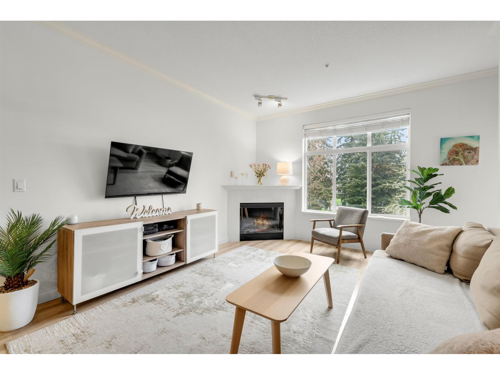 206 15323 17a Avenue, Surrey, British Columbia  V4A 1V4 - Photo 5 - R3111620