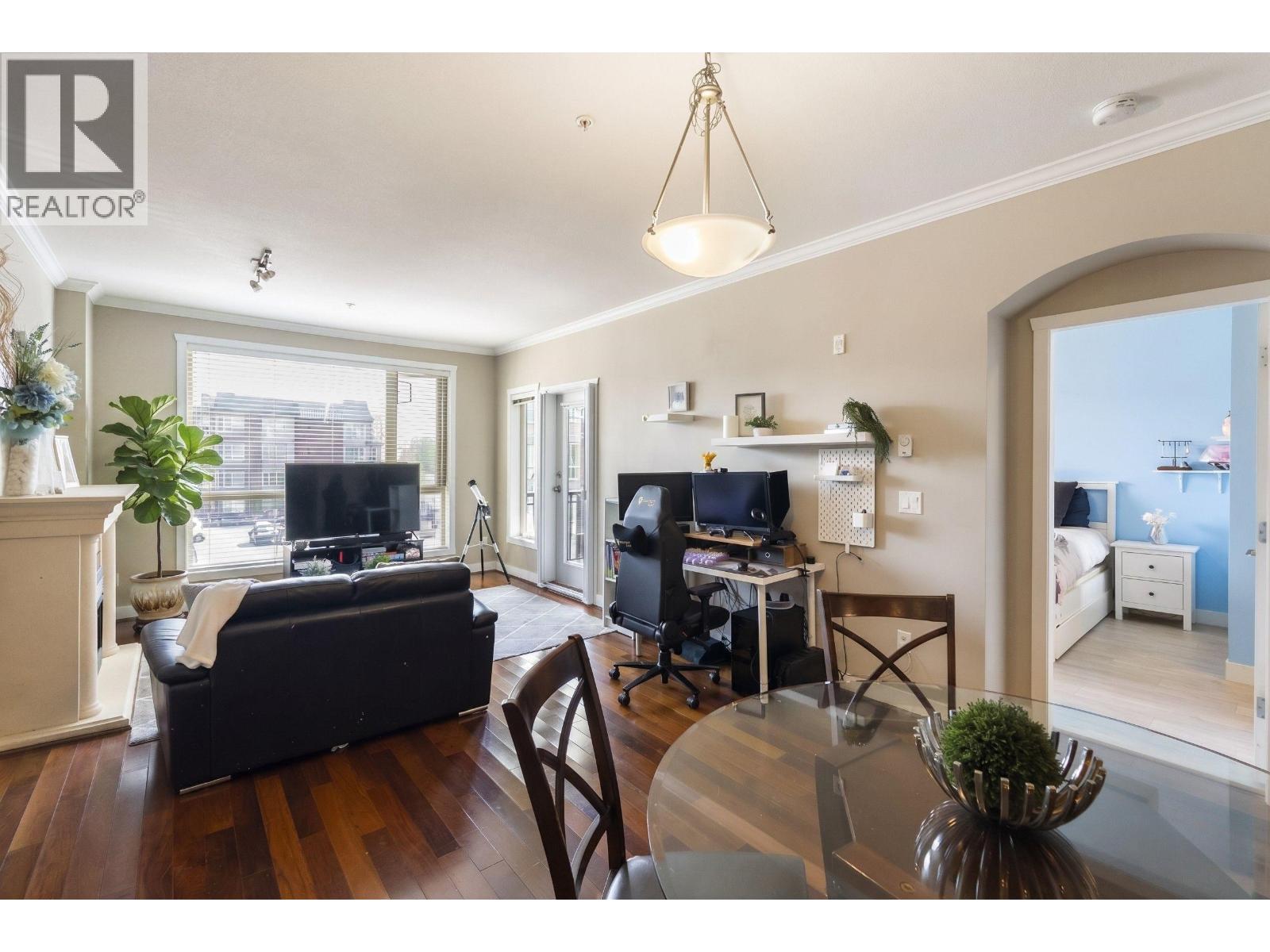 320 2628 Maple Street, Port Coquitlam, British Columbia  V3C 0E2 - Photo 5 - R3116223