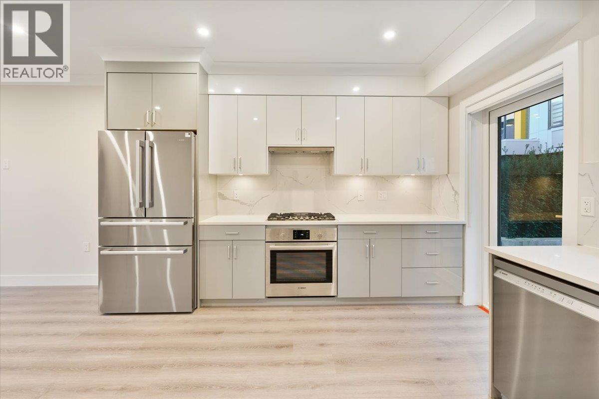 8305 French Street, Vancouver, British Columbia  V6P 0L7 - Photo 10 - R3116374