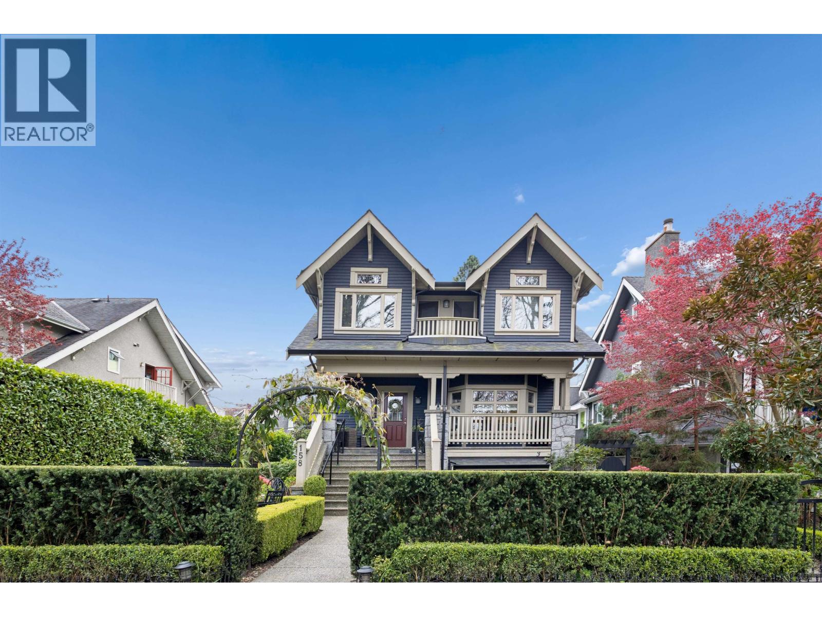 2 158 W 13th Avenue, Vancouver, British Columbia  V5Y 1V7 - Photo 2 - R3116403