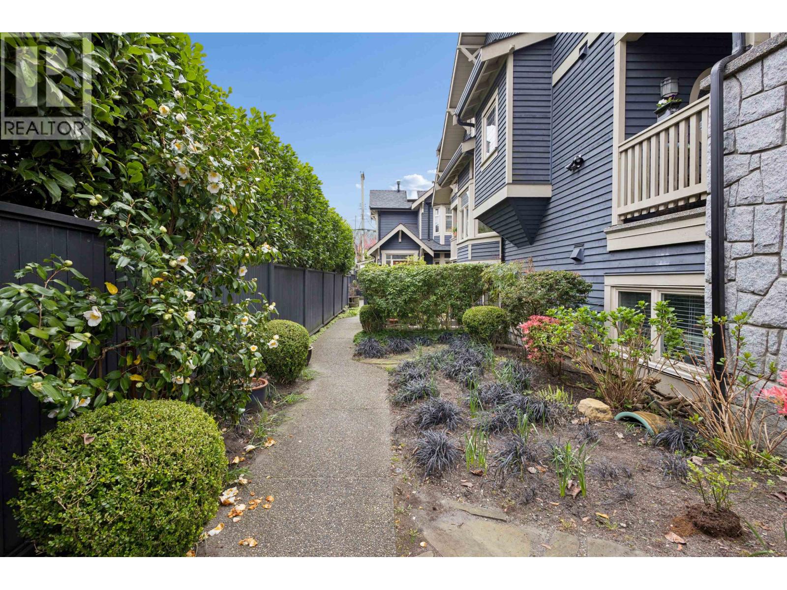 2 158 W 13th Avenue, Vancouver, British Columbia  V5Y 1V7 - Photo 4 - R3116403