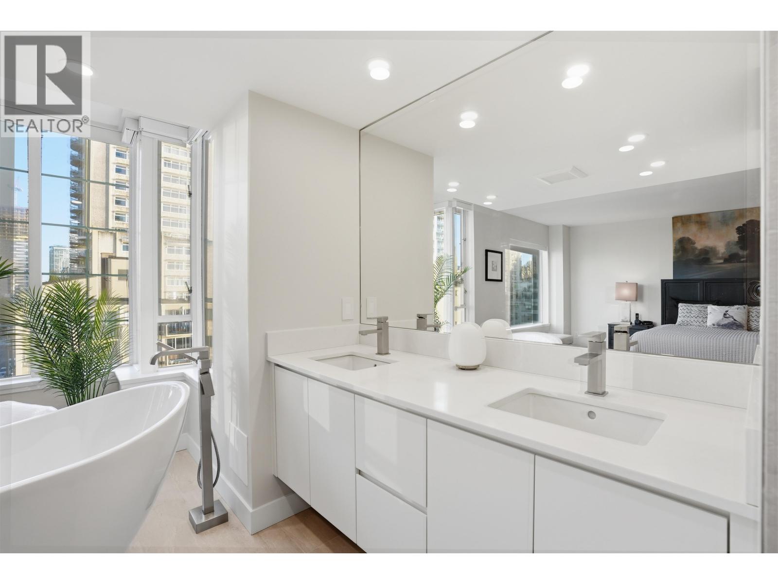 901 1311 Beach Avenue, Vancouver, British Columbia  V6E 1V6 - Photo 21 - R3116405