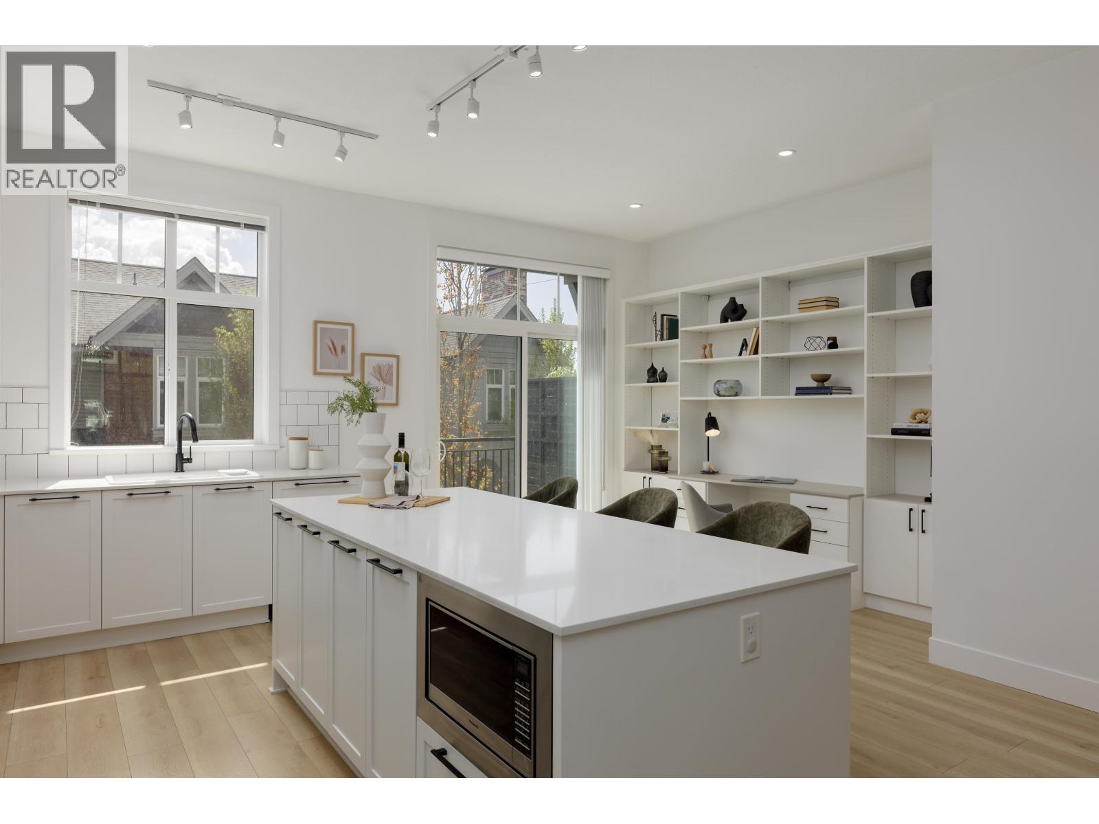 119 3529 Baycrest Avenue, Coquitlam, British Columbia  V3B 2W7 - Photo 10 - R3116415